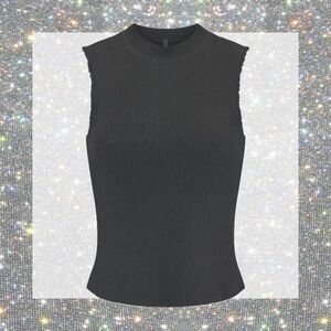 SKIMS Heavy Waffle Tank in Ash size S NWT!